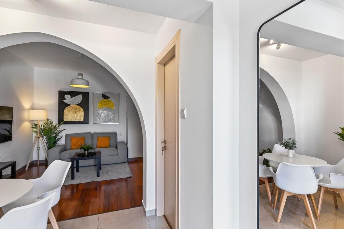 Orange Tree Studio, Just Steps From The Sea Apartament *